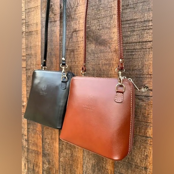 VERA PELLE Navy Blue Small Medium Leather CrossBody Bag Purse Silver Hardware - Picture 15 of 15